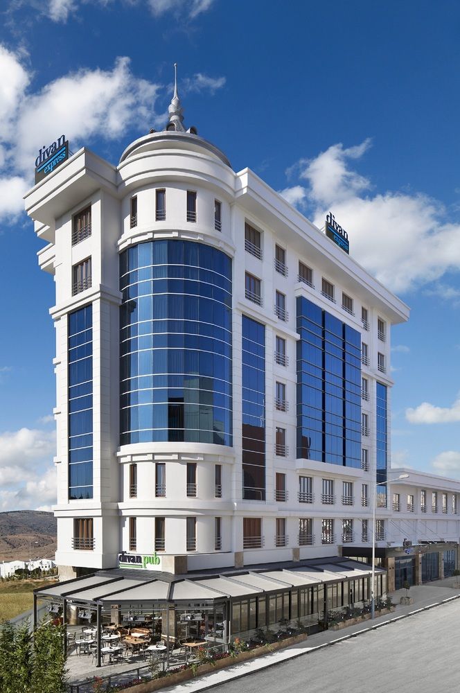 Ramada Plaza by Wyndham Eskisehir image 1